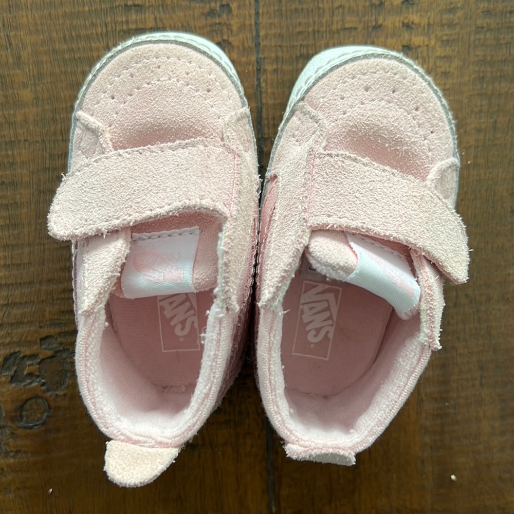 Infant pink crib vans shoes